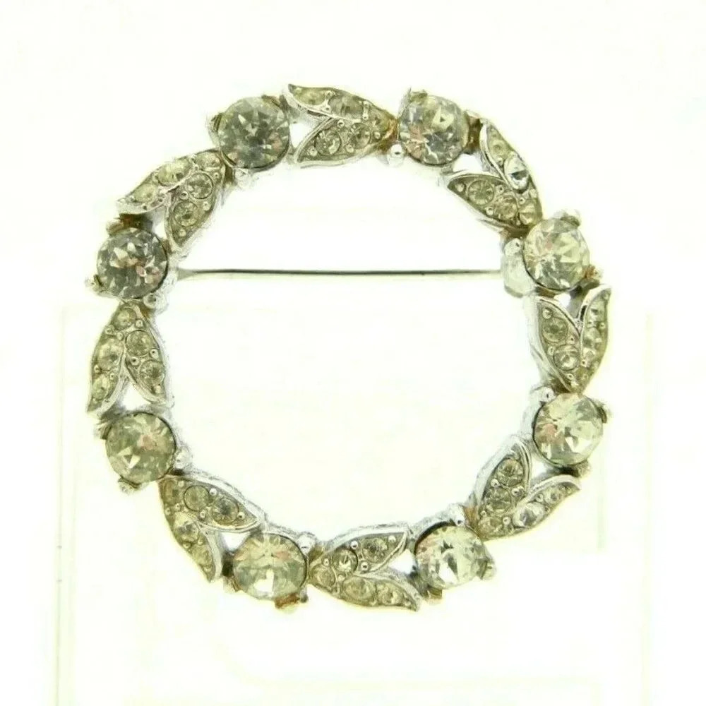 1940's CROWN TRIFARI Patent Pending Clear Brooch